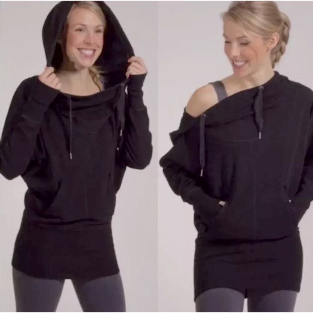 LULULEMON Flashback hoodie size 8 off shoulder kangaroo pocket black comfortable